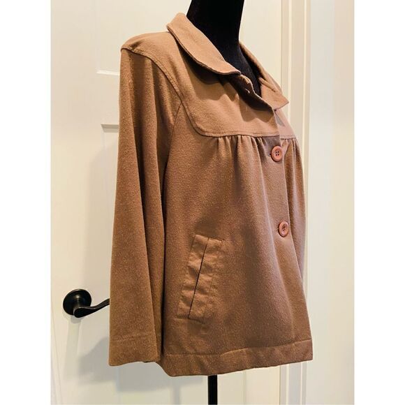 Contact Women's Brown Short Flair Jacket with Large Buttons and Pockets - Large - Picture 2 of 3